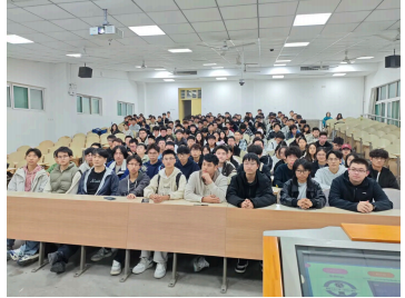 图学教研室开展2025级新生三维建模培训交流活动