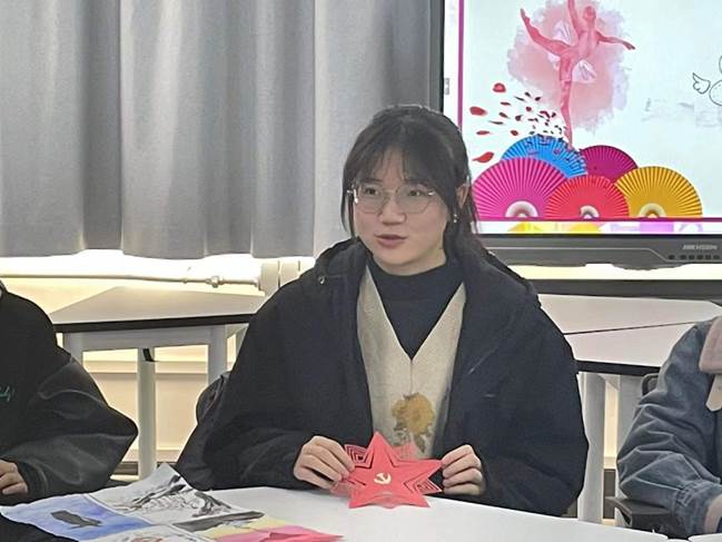 41f3c482269b61cea701cd5f4f8dffd