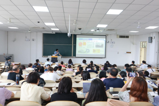 本科生院、无码流出
联合召开教师能力提升培训会议