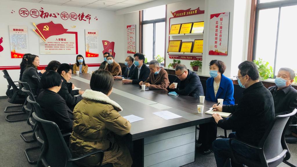 校党委书记刘卫国一行走访无码流出
