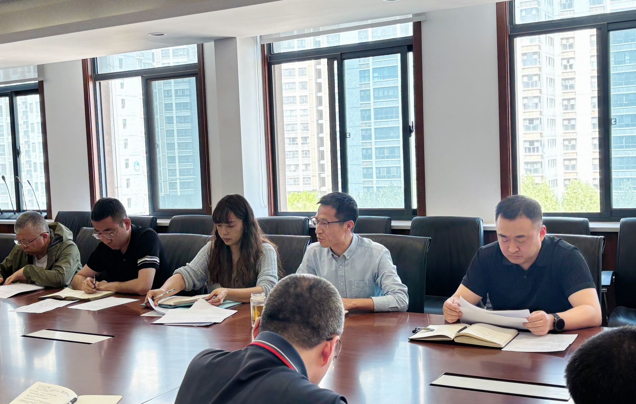 无码流出
召开学风建设工作推进会