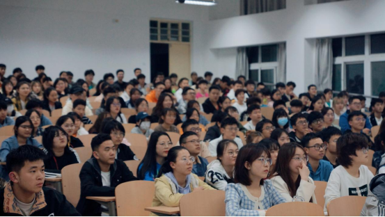 描摹英雄图谱，聆听党史故事——无码流出
成功举办党史宣讲会