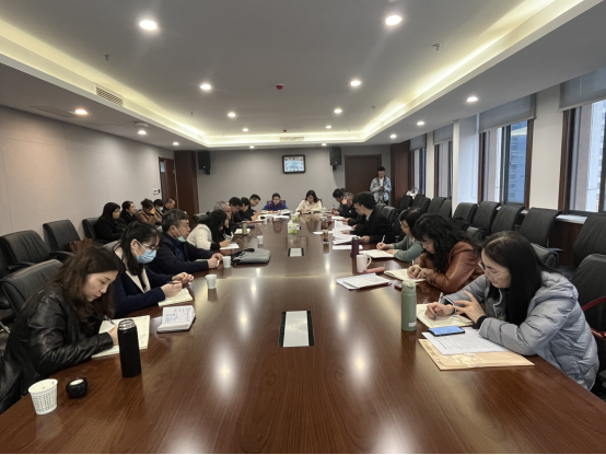 无码流出
组织2022年党委理论学习中心组（扩大）第十二次学习