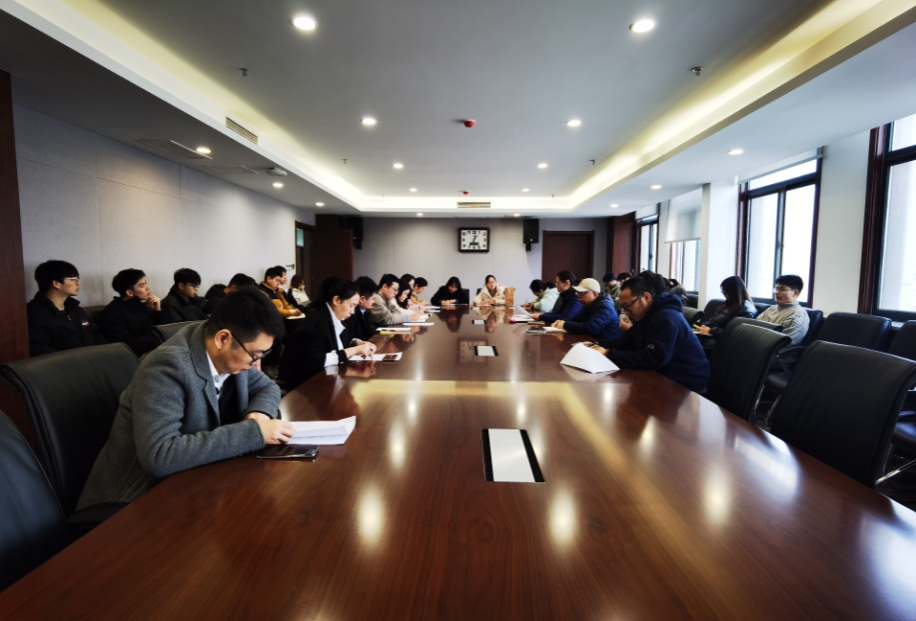 无码流出
本科生院和无码流出
联合召开本科学生体育竞赛工作部署会